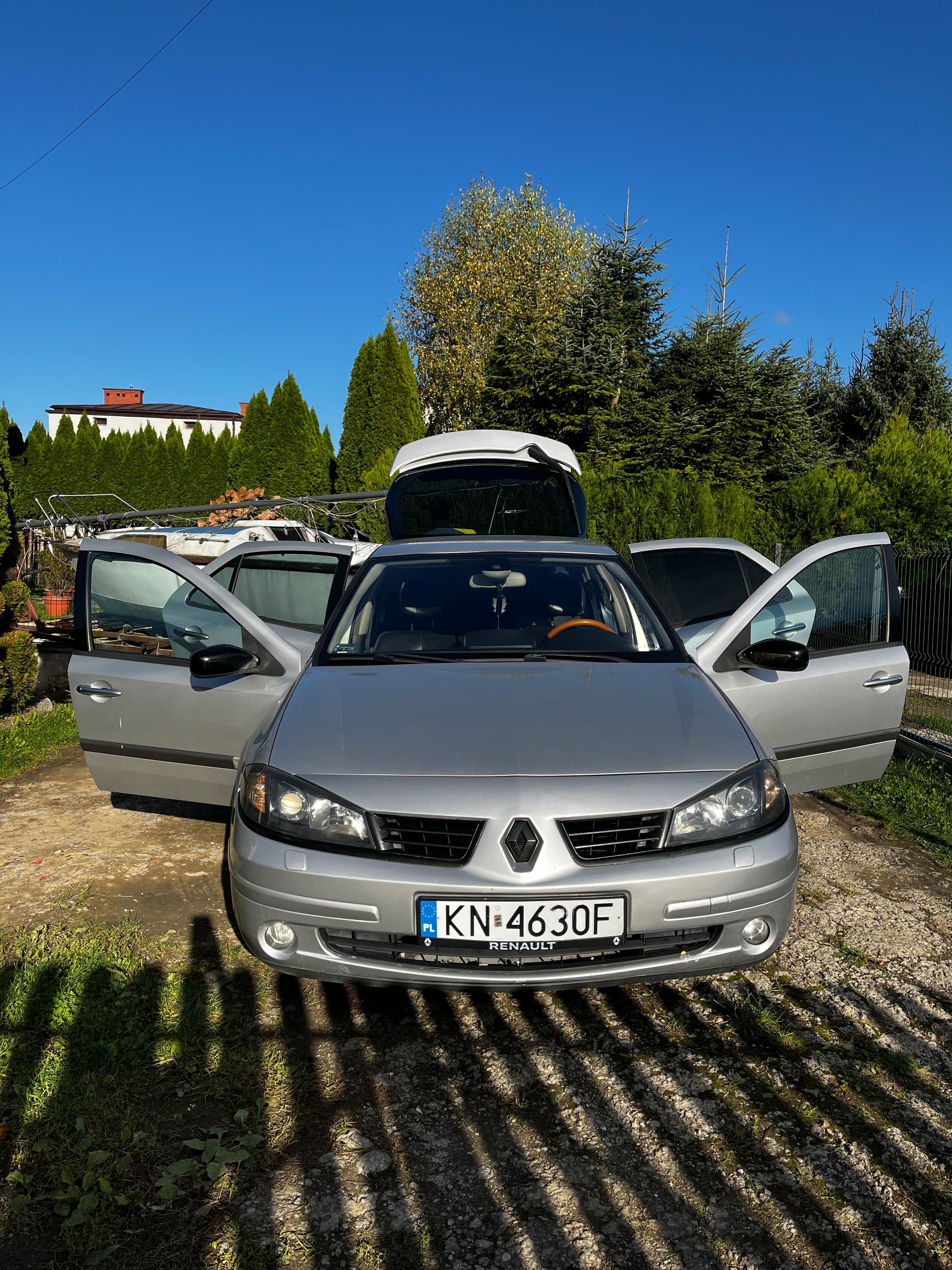 Sprzedam samochód Renault Laguna II LIFT  INITIALE PARIS