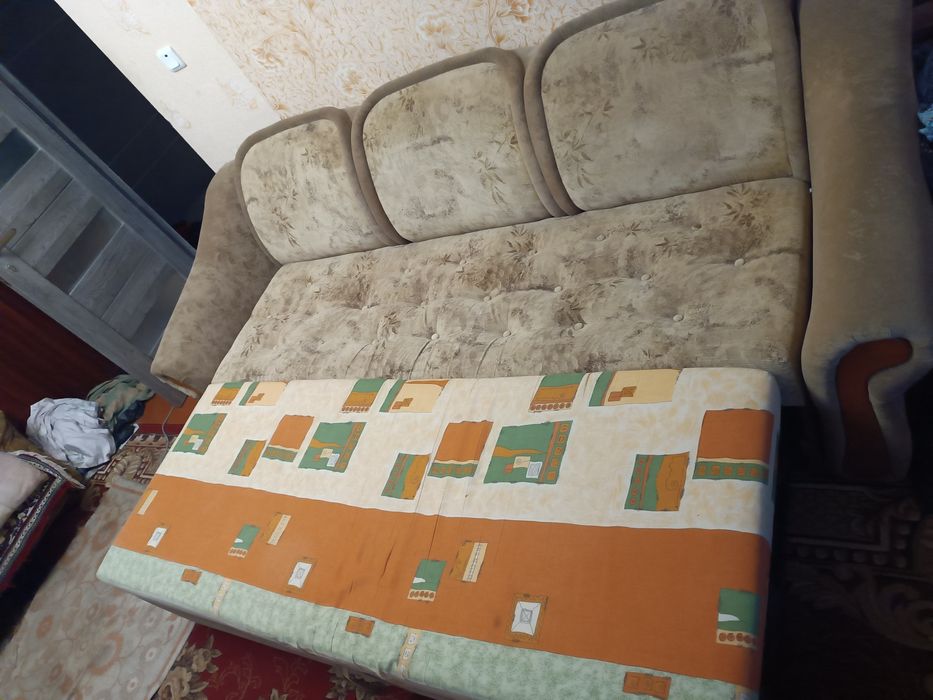 Диван розкладний в гарному стані