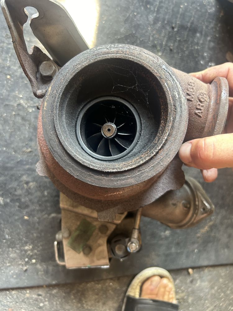 Turbo turbosprezarka GT2260V  bmw e60 e90 e65 x3 x5 alu blok