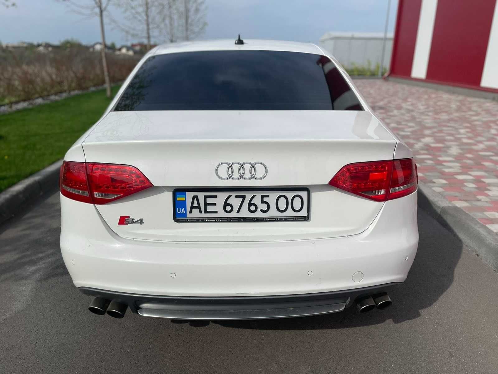 Audi S4 2011 год 3.0 бензин 420л.с. автомат quattro Обмен/Рассрочка