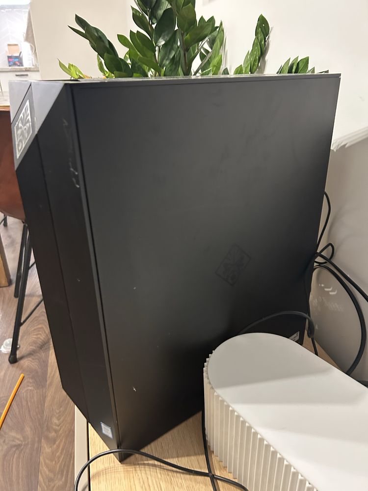 OMEN by HP Obelisk Desktop 875-0x0x