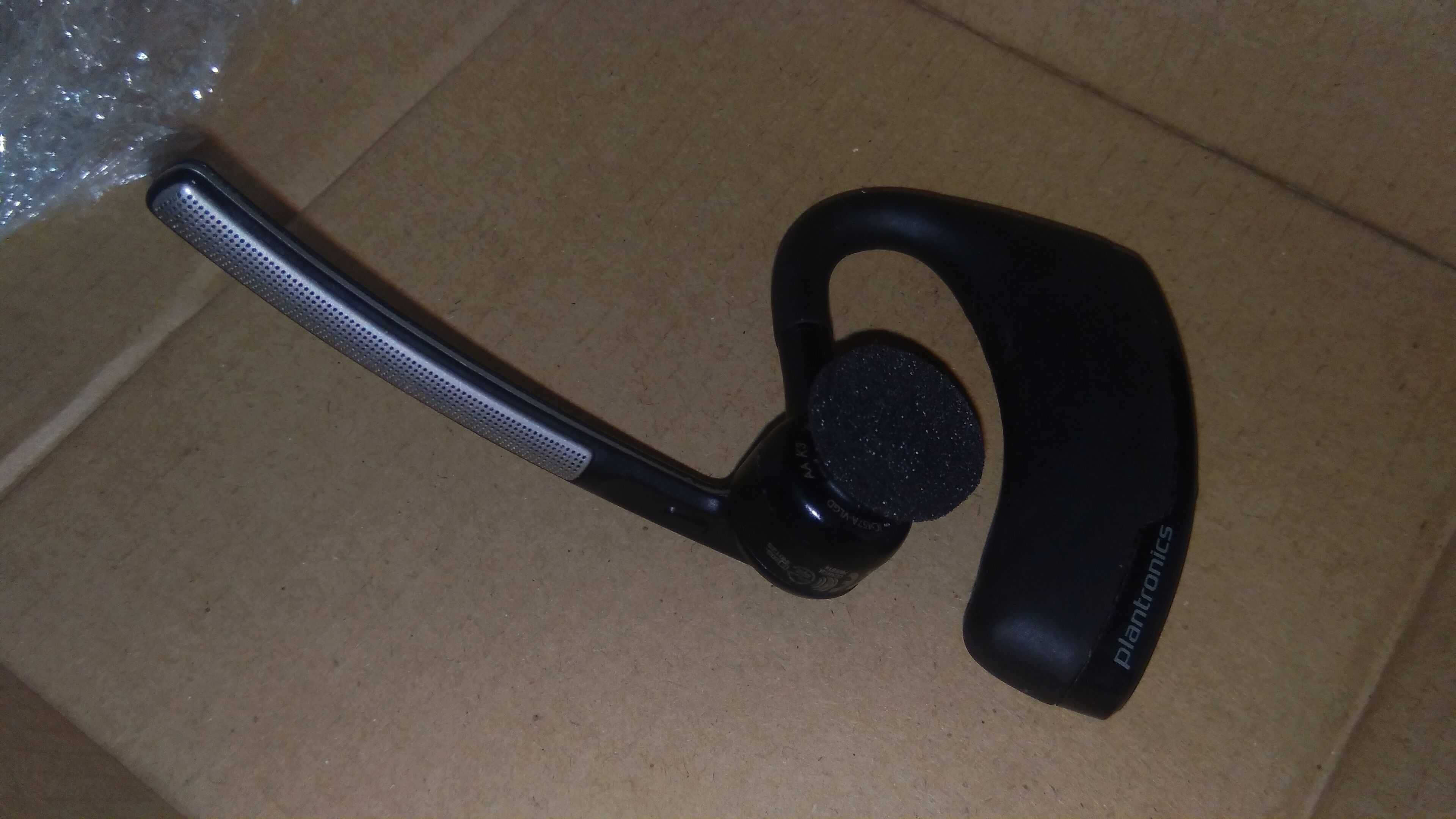 Bluetooth-гарнiтура Plantronics Voyager Legend