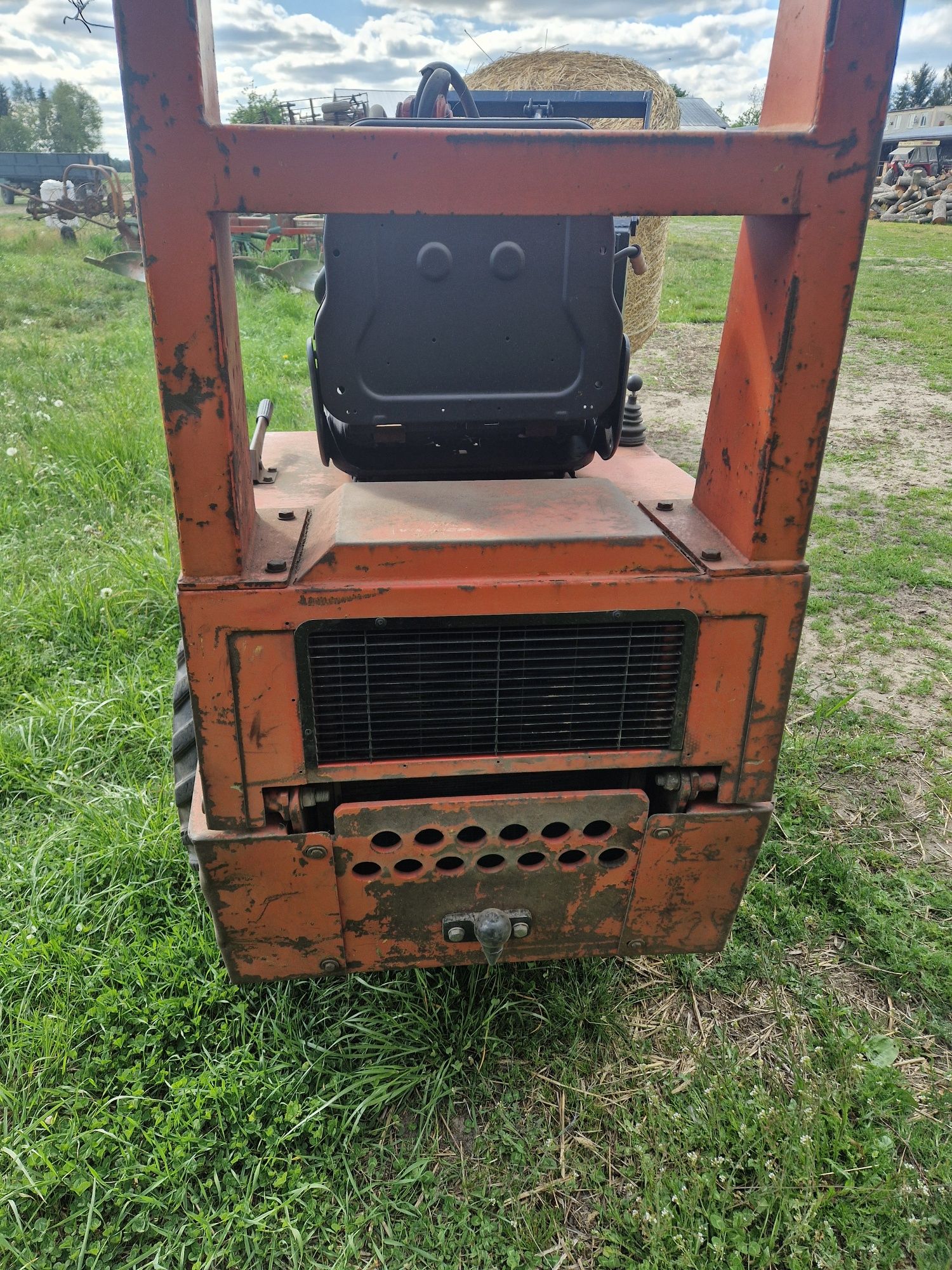 Miniladowarka weidemann 1050 w ładnym stanie