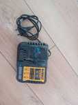 Ladowarka dewalt