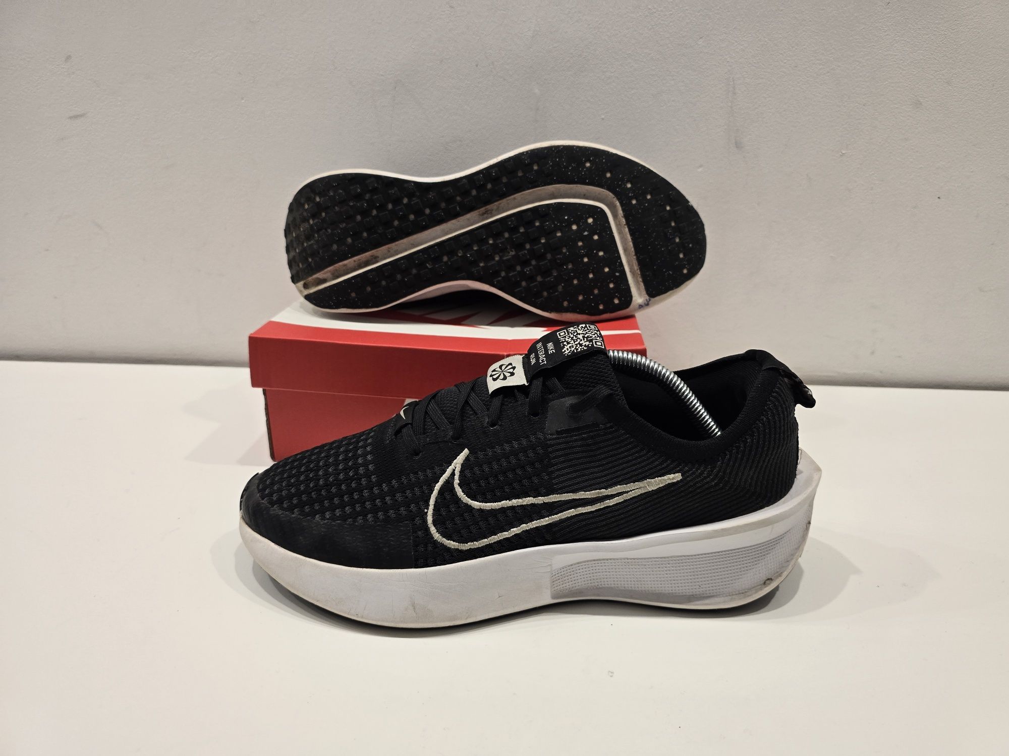 Oryginalne Nike najnowszy model Interact Run 2024 gwarancja