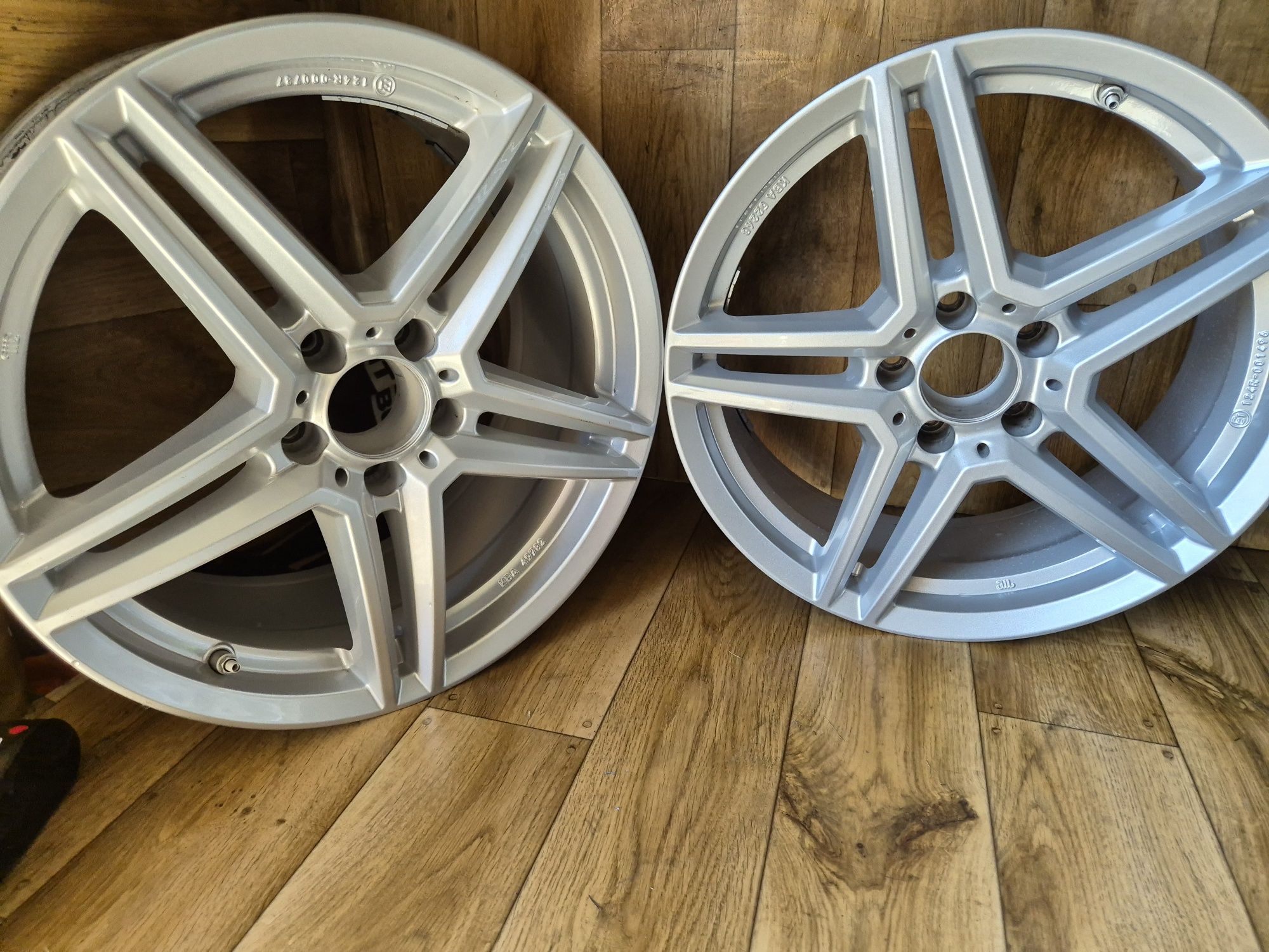 Alufelgi Uniwheels 18cali 5x112 et44 i et48 j 7,5i8,5 dwie szerokości