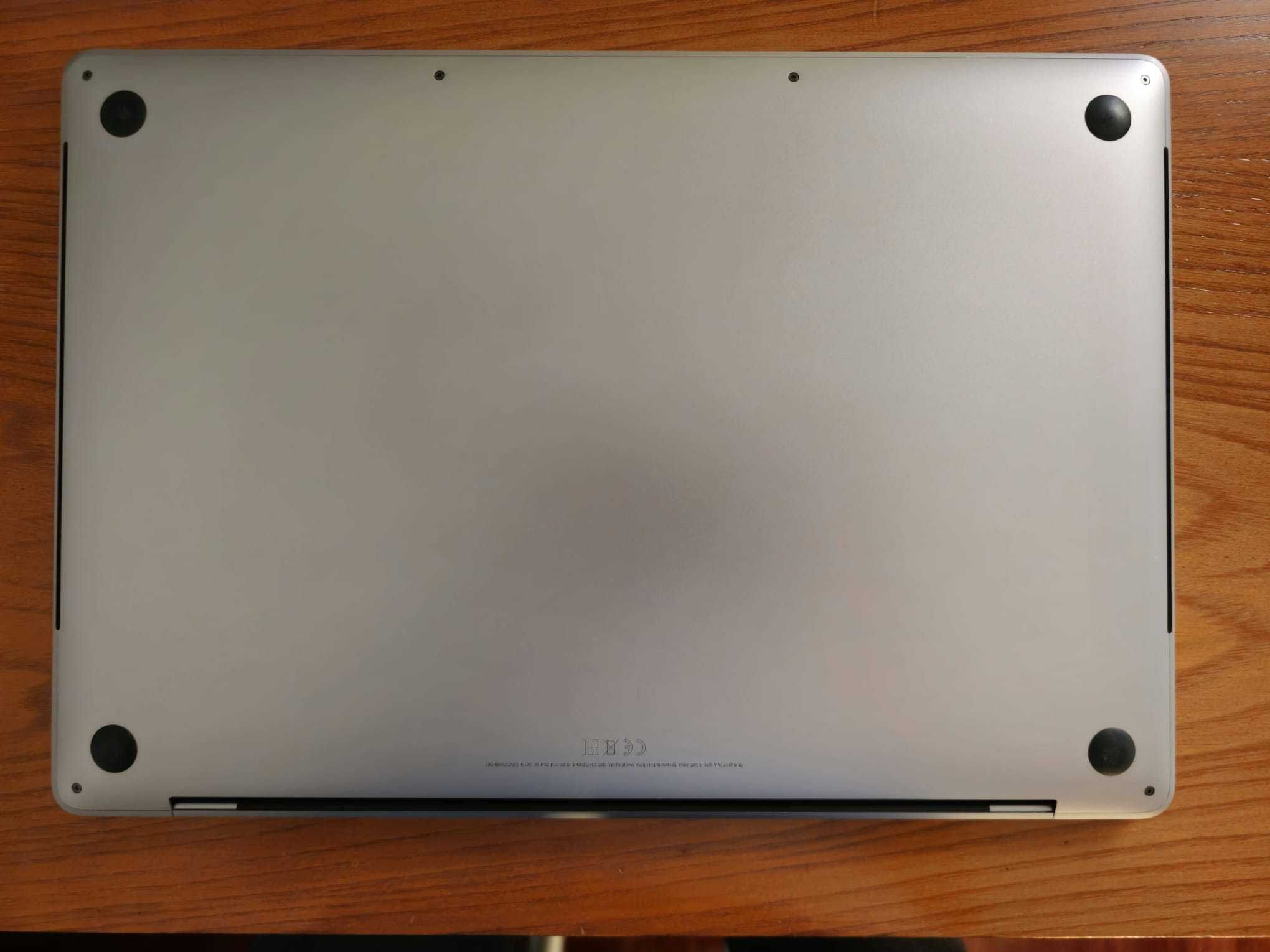 Macbook Pro 16, com processador i9 (sem garantia)
