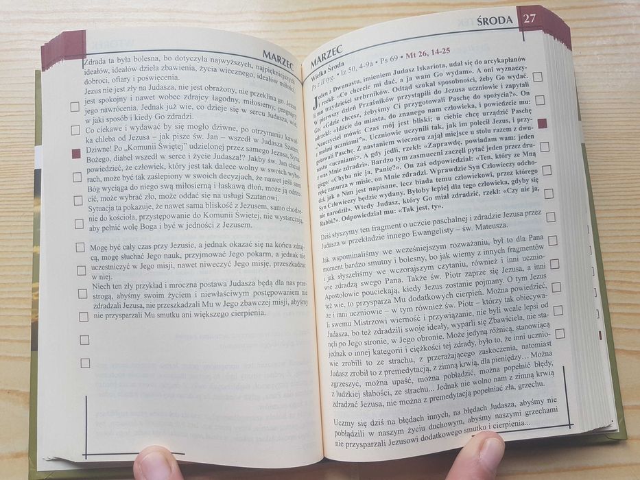 "Żyć Ewangelią. Codzienna Ewangelia z rozważaniami 2013" - NOWA!