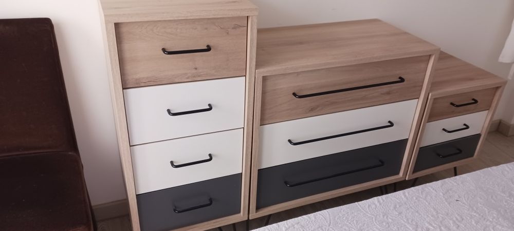 Conjunto moveis elegantes por 170€