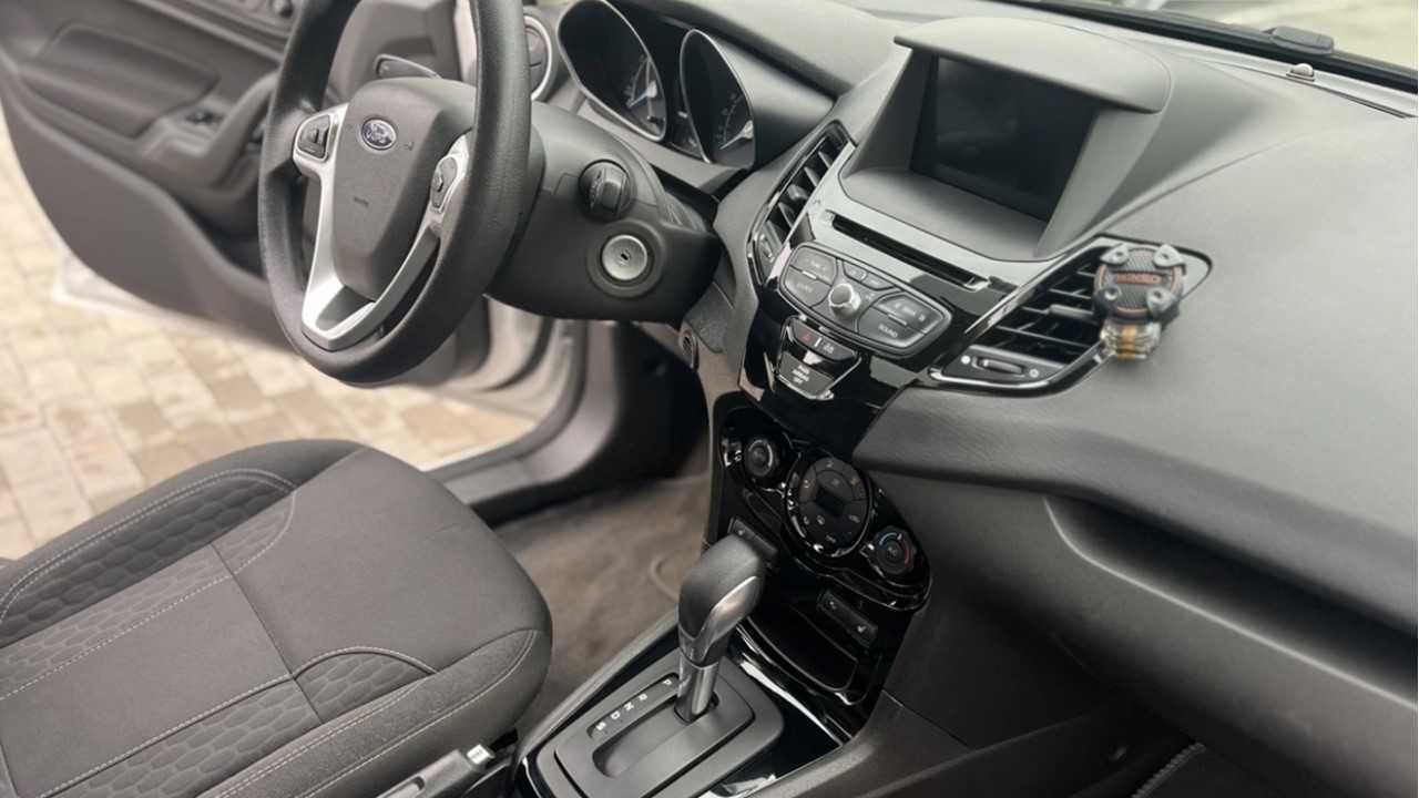 Оренда Автомобіля Ужгород, Мукачево, Свалява \ Оренда Авто без Водія