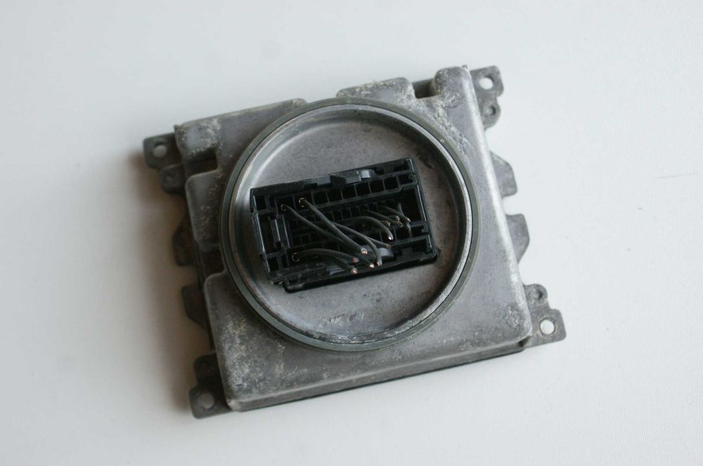 VW Crafter II Man TGE Przetwornica Moduł LED 7PP 571AF