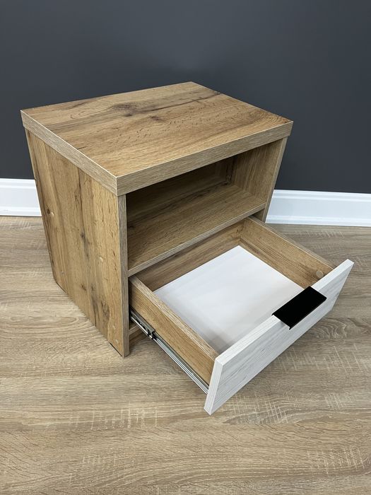 Тумба приліжкова / комод / нічний столик