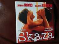 Juliette Binoche i Jeremy Irons w filmie SKAZA