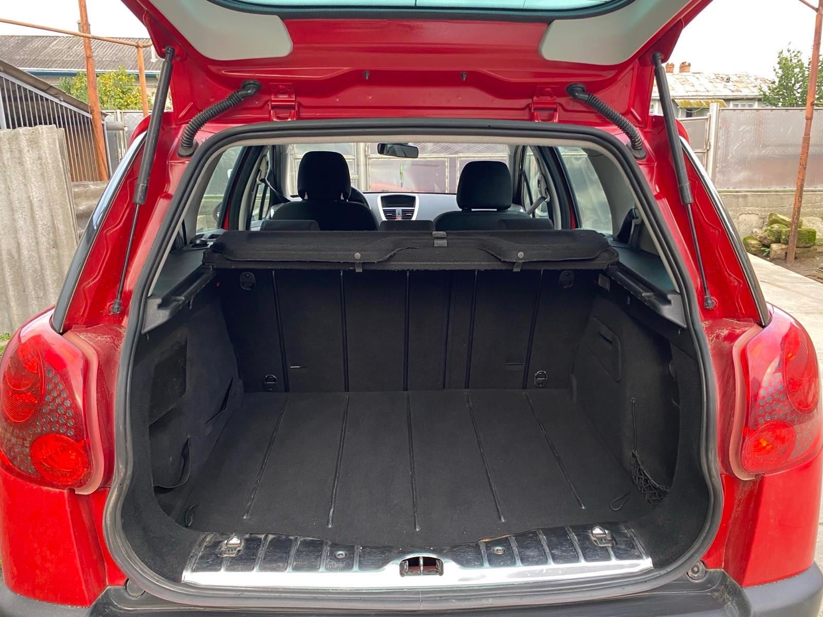 Автомобіль Пежо 207SW