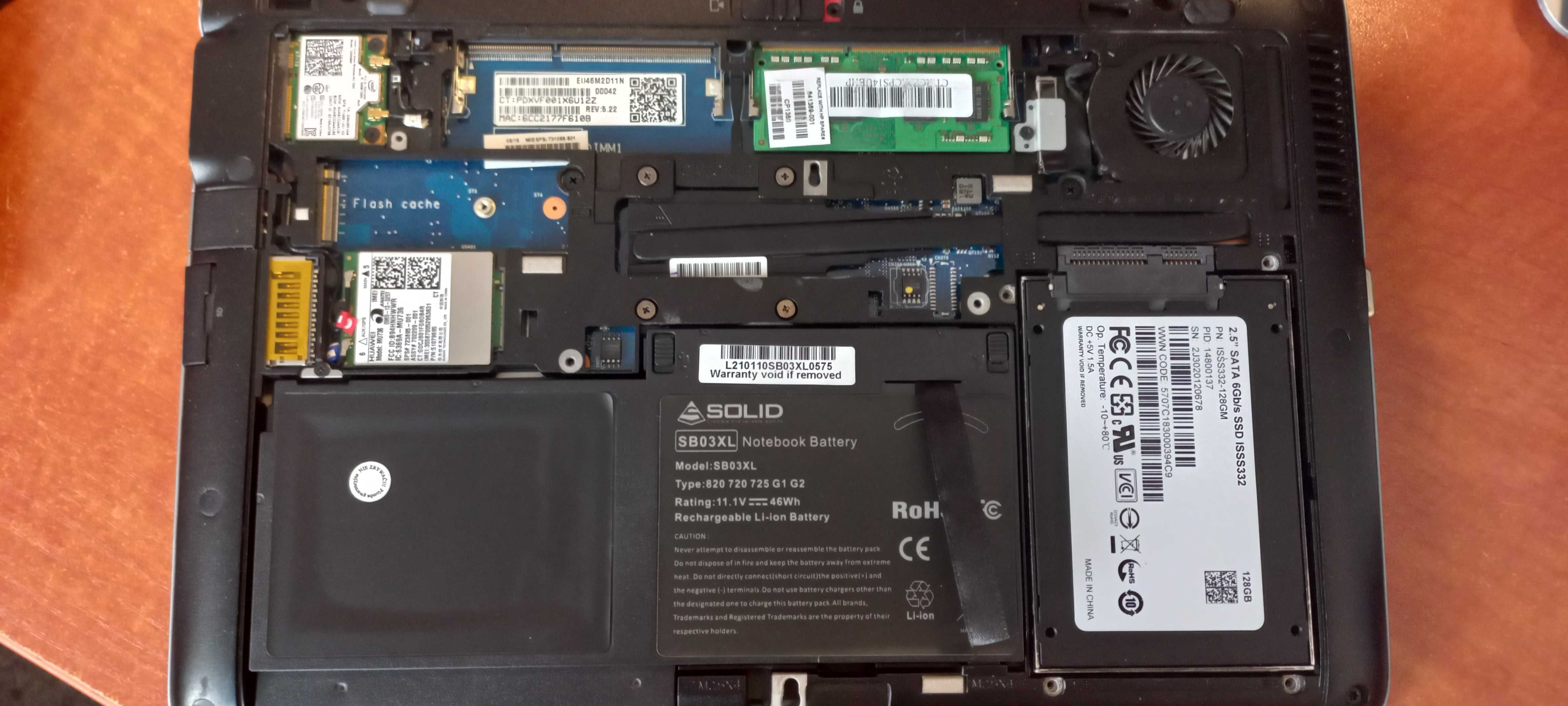 HP Elitebook 820 G1 12 " Intel Core i5 4 GB / Dysk SSD 128 GB