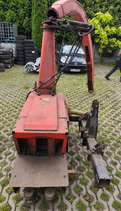 Rębak do gałęzi rozdrabniacz DEUTZ-FAHR