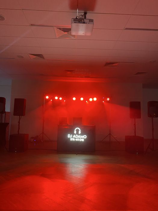 Dj Oprawa muzyczna i oświetlenie na twoją impreze