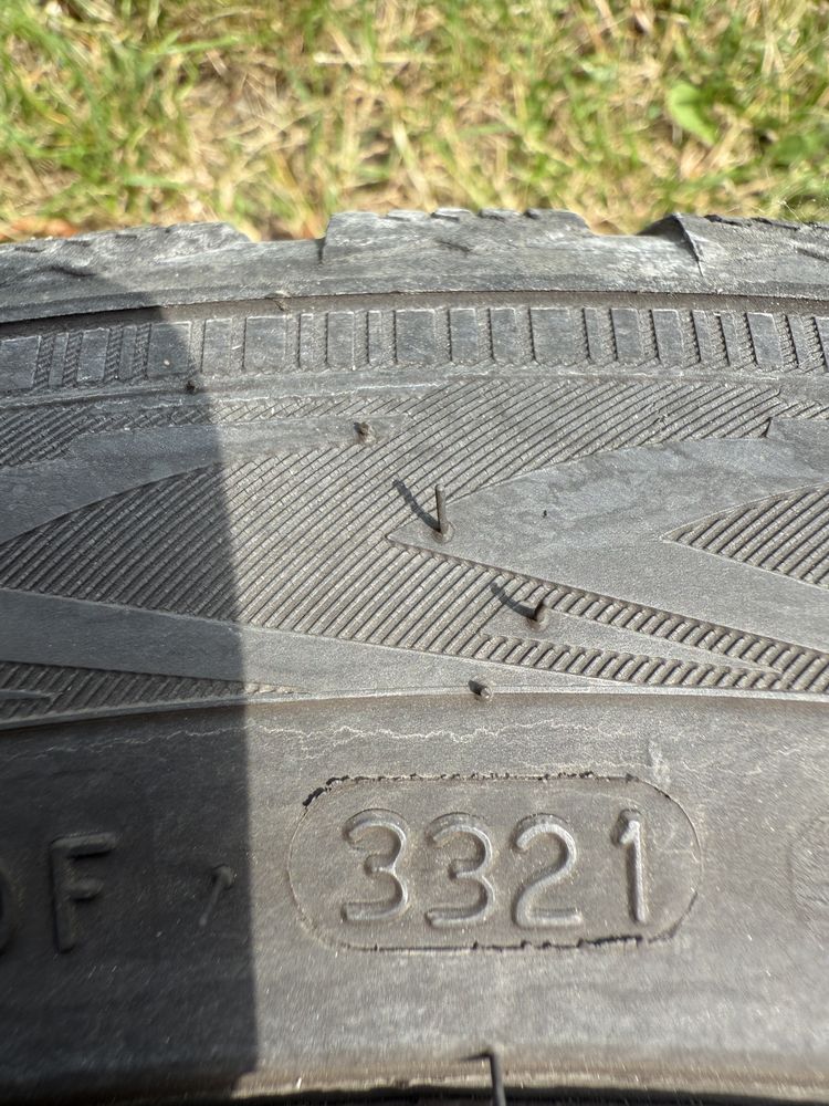 Opony/ Koła ZIMOWE 225/45/R17 Nokian/ Dunlop