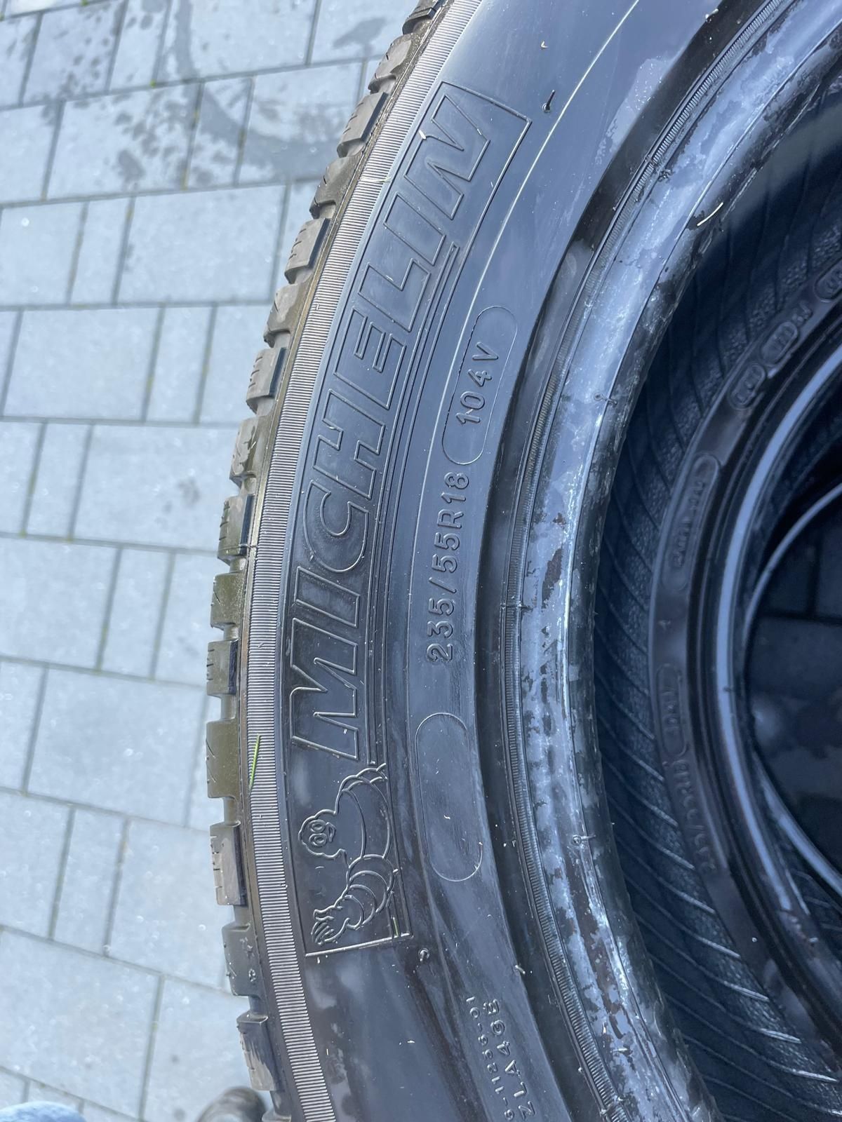 235/ 55 R18 104V Michelin Pilot Alpin PA4