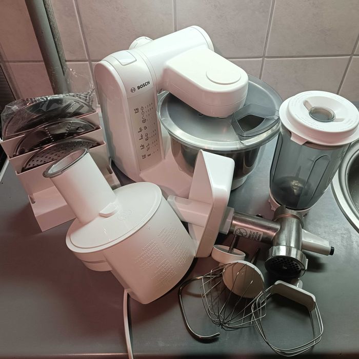 Комбайн MUM4875 EU/05 на запчастини