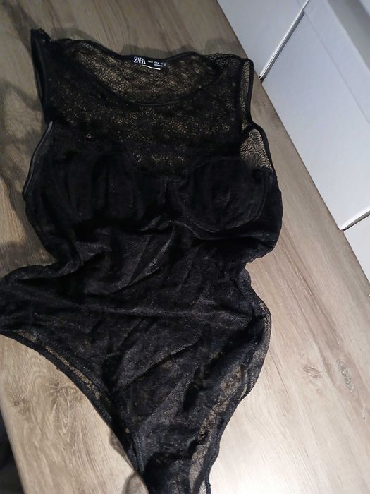 body czarne koronkowe Zara M