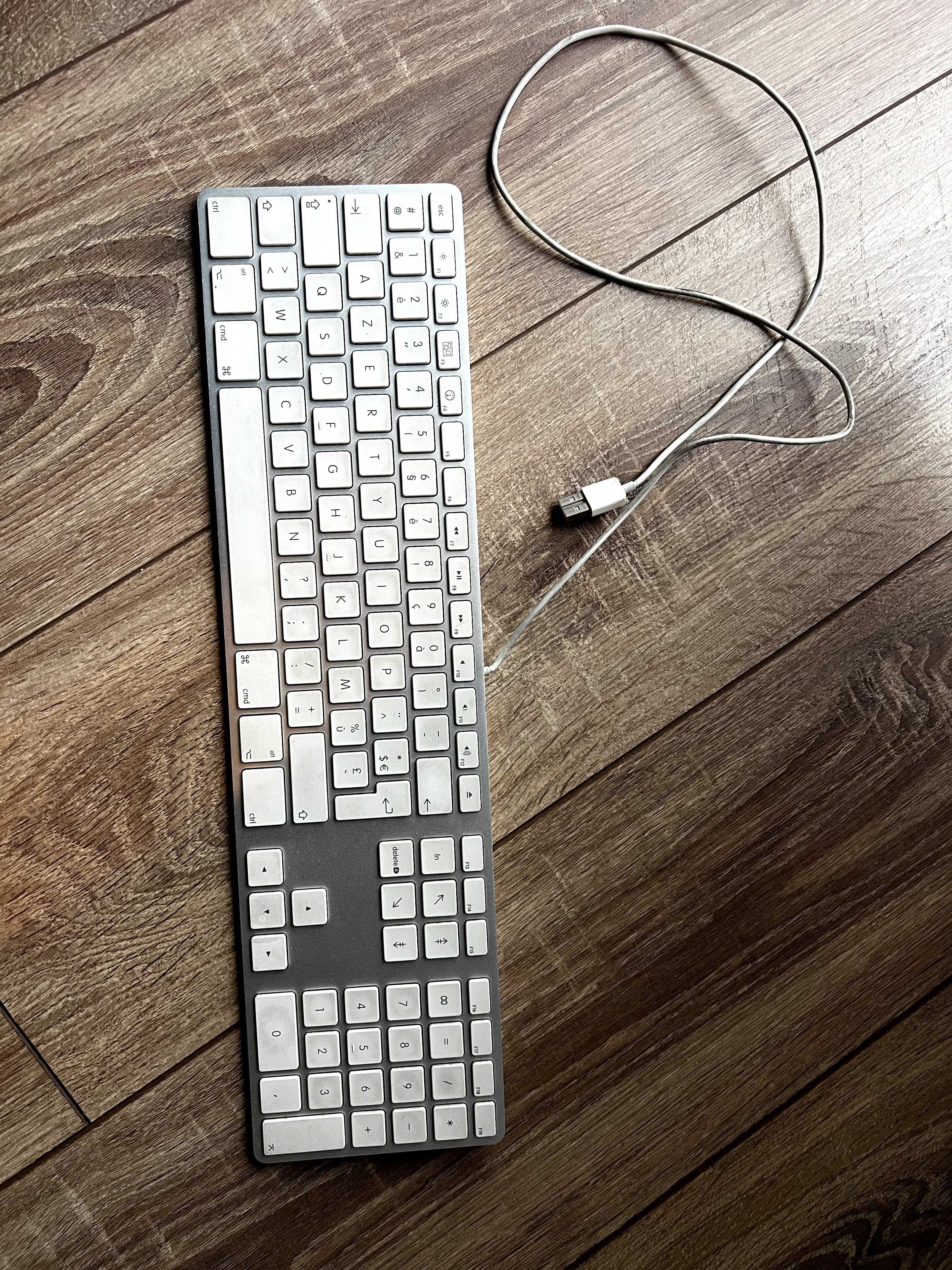 Apple A1243 Keyboard AZERTY – Elegancka Klawiatura Przewodowa