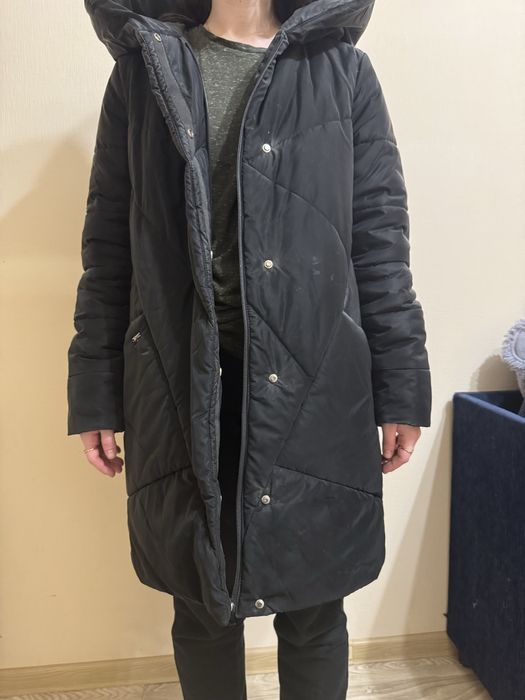 Зимний пуховик ( женский ) б/у