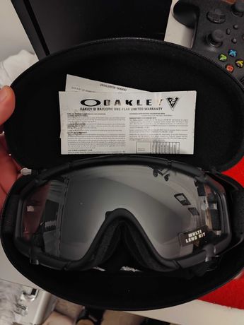 Google oakley etui plus szkło