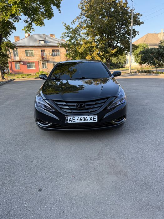 Продам Hyundai Sonata 2012 року у гарному стані