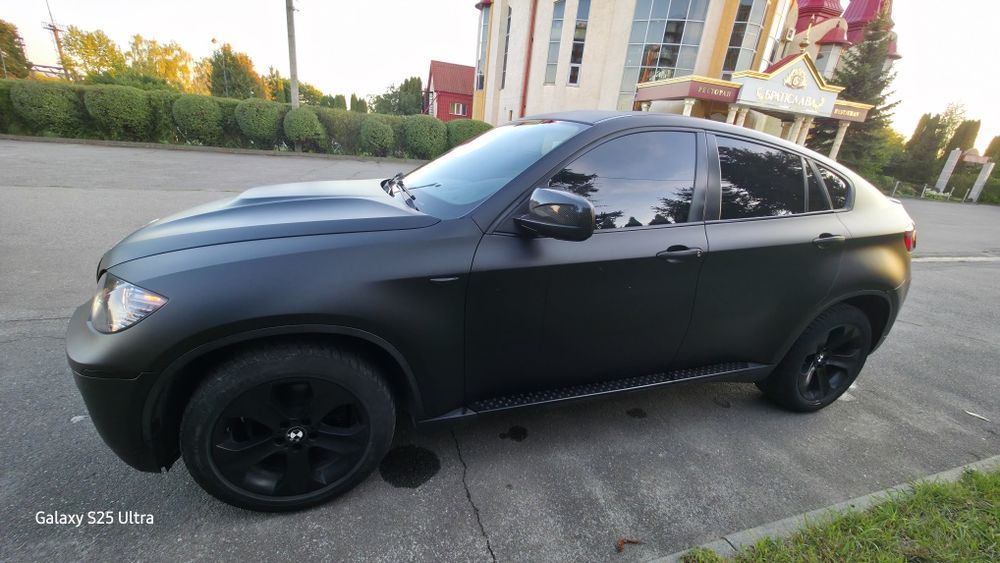 Продаж bmw x6 2011