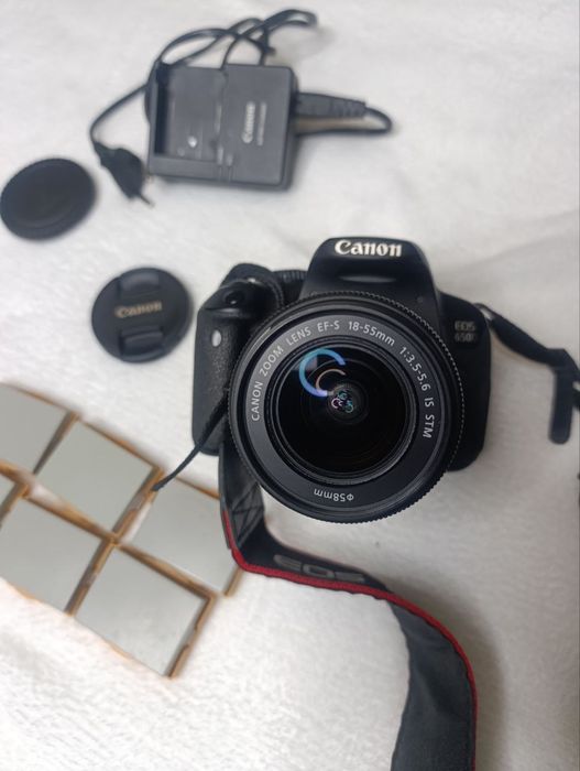 Фотоапарат Canon EOS 650D