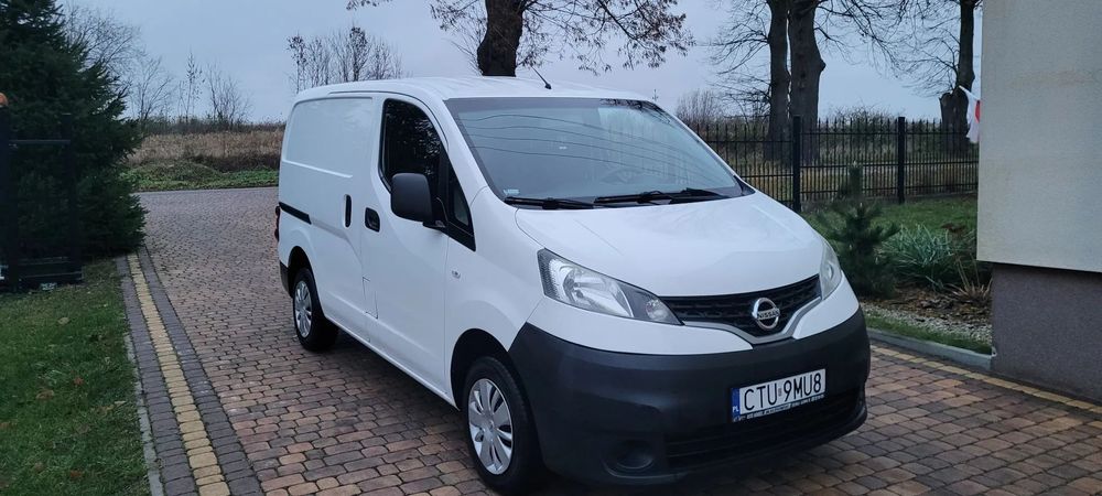 Nissan NV200  Nissan NV200