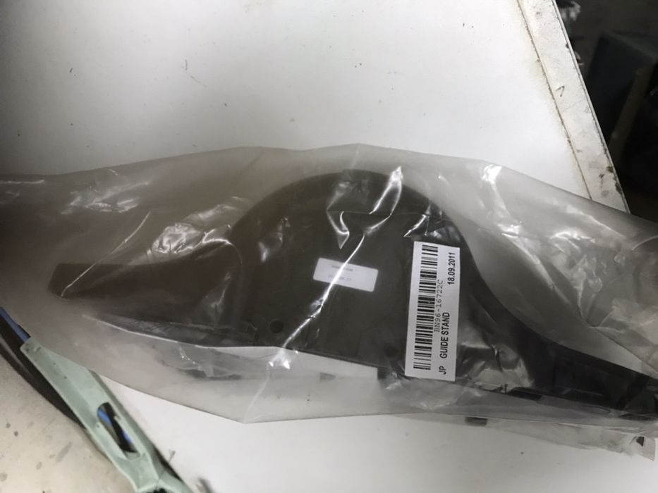 Bases ,Pés para tvs , material novo nunca montado .