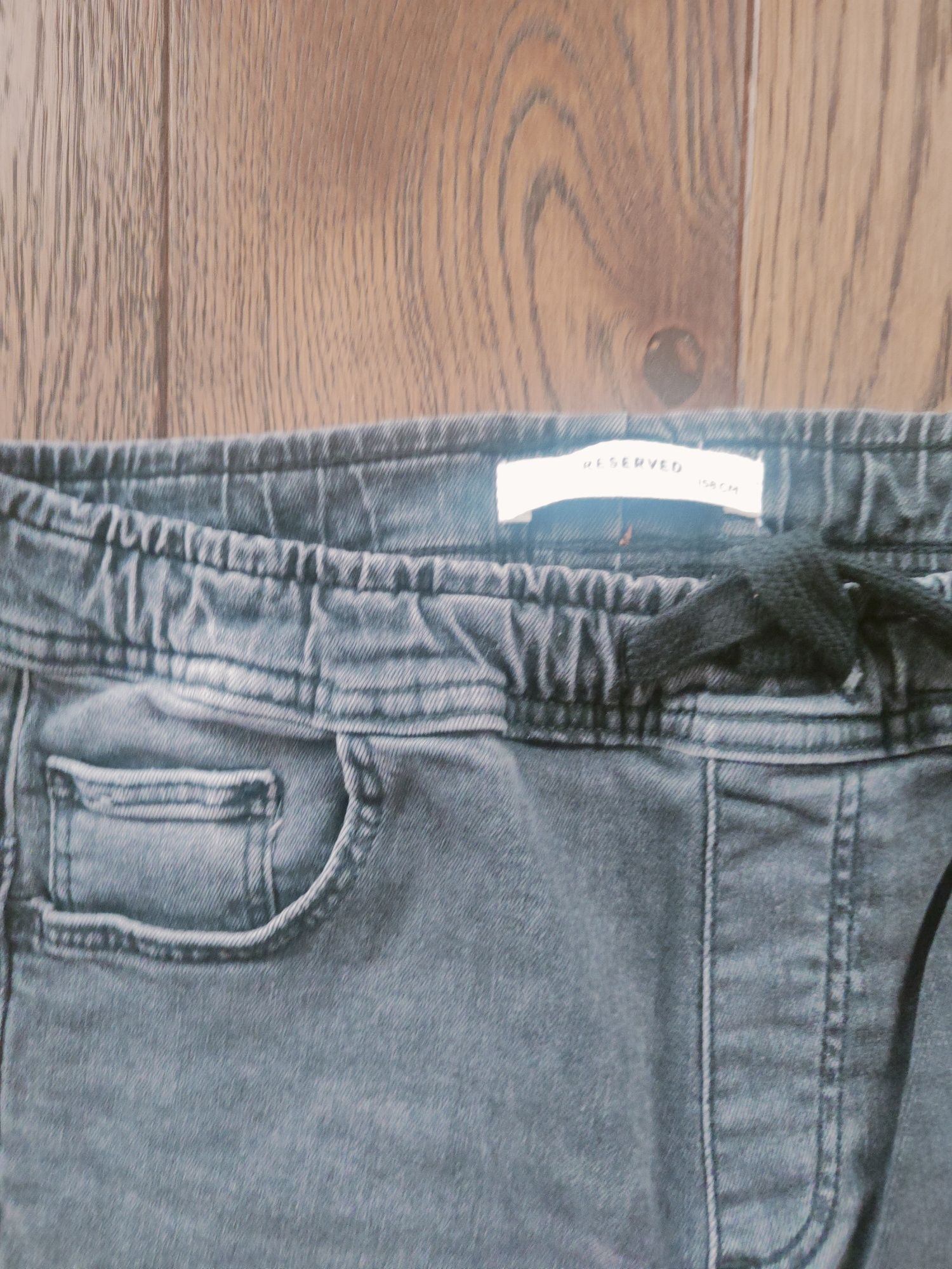 Jeansy Reserved r.158