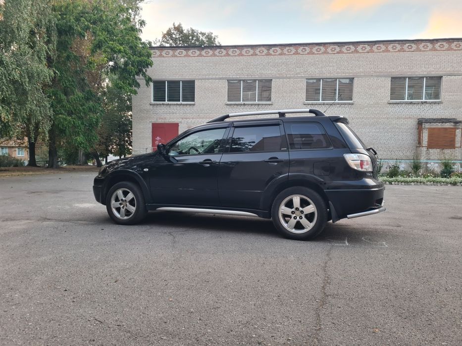 Mitsubishi outlander 2.4 avtomat