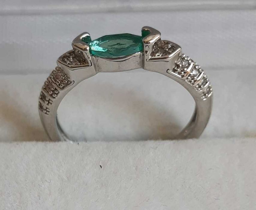 Кольцо стальное с ониксом