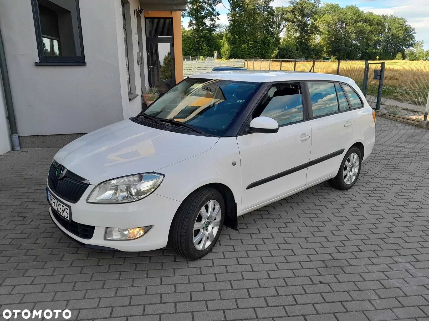 Fabia 1.6tdi 2012r 10 lat jeden właściciel, 2kpl nowych opon, Salon PL