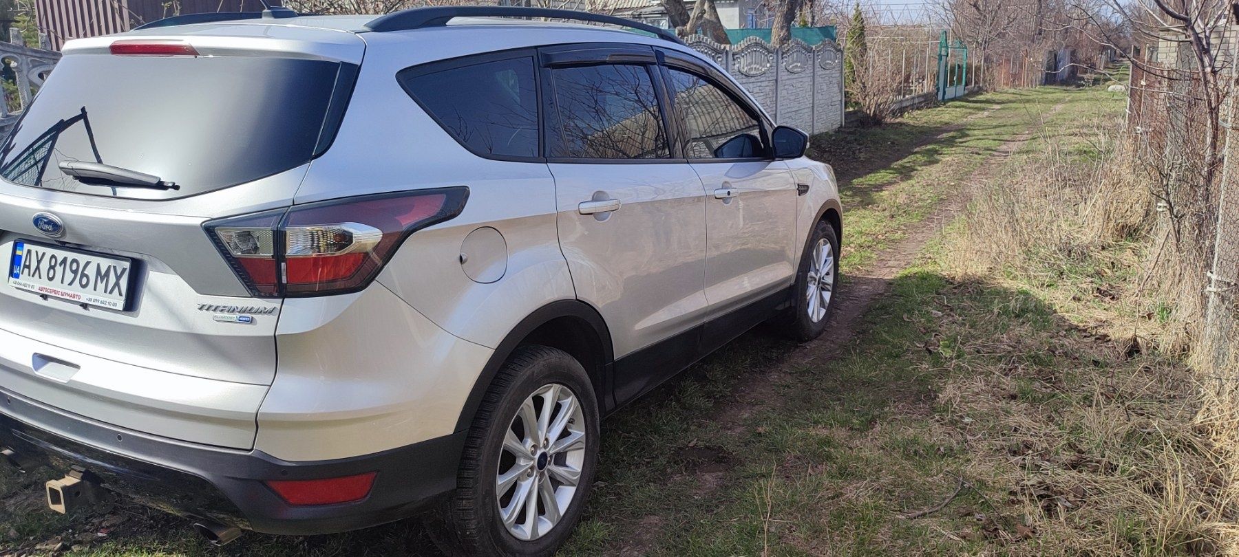 Ford escape titanium