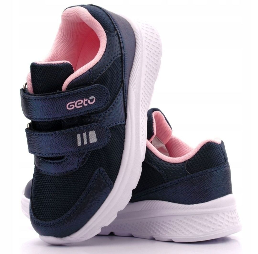 Buty sportowe na sezon wiosna lata dziewczęce rozmiar 27 /18 cm