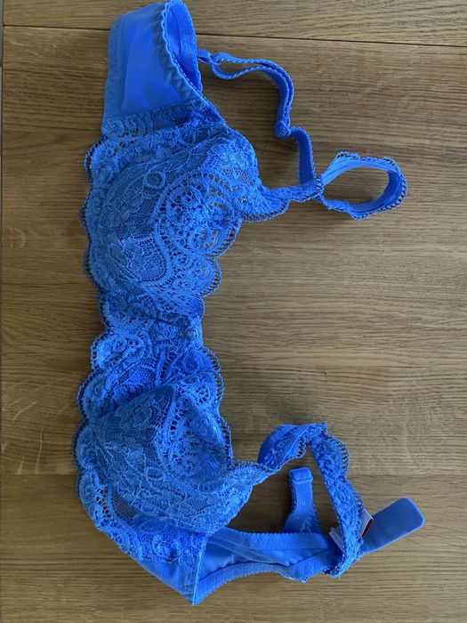 Nowy biustonosz Amourette Triumph 75B