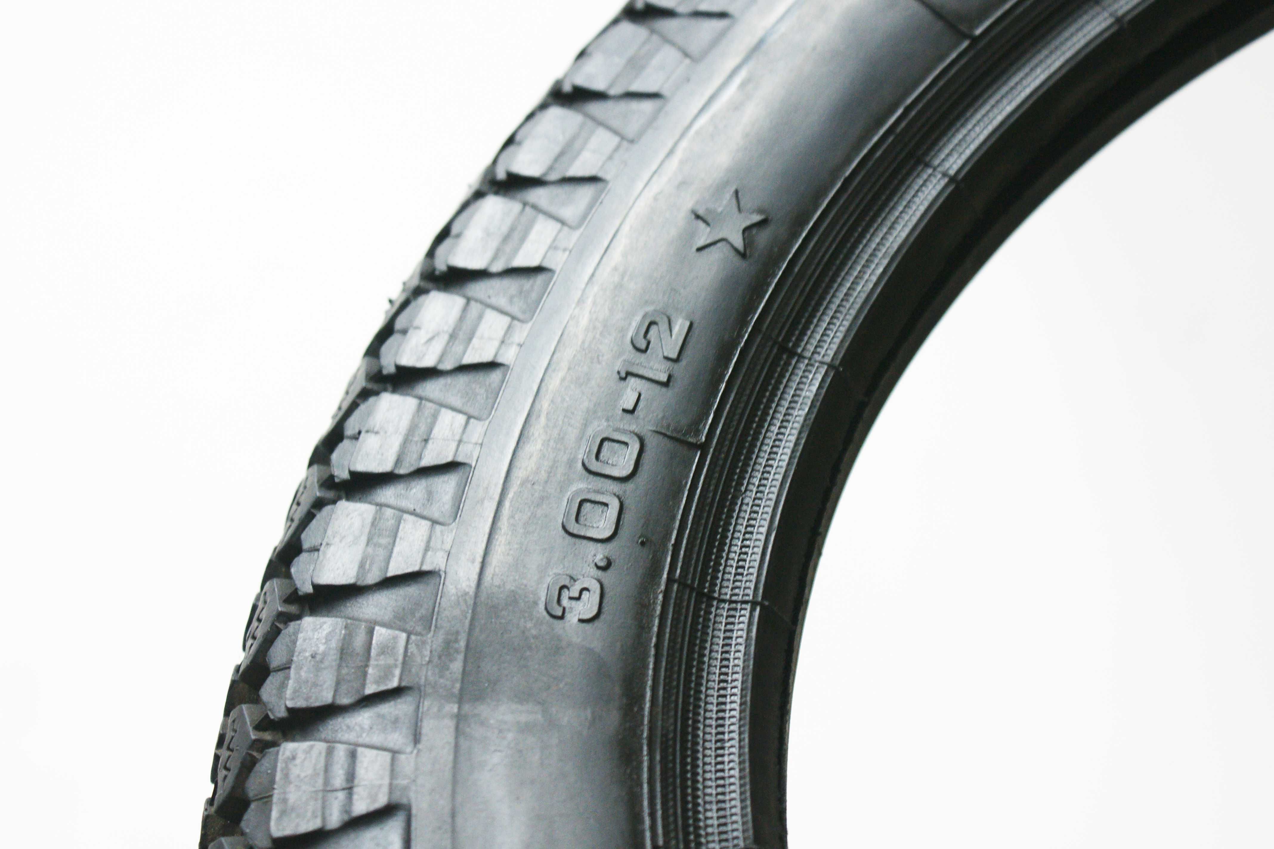 1x PIRELLI 3.00-12 SC93 TT