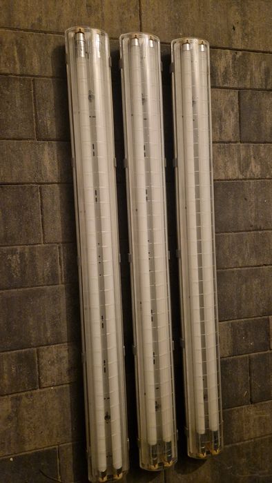 3x lampy garażowe led