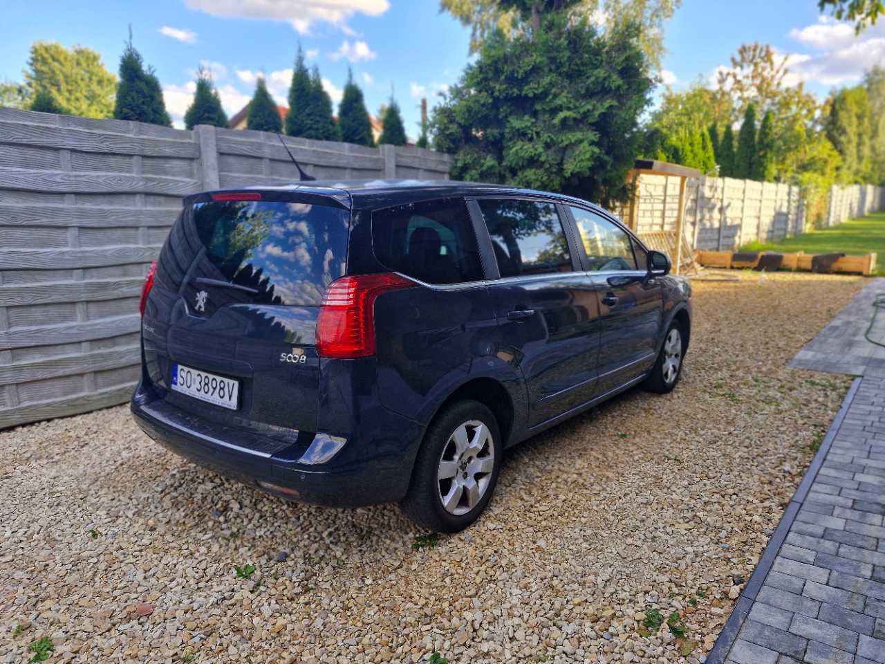 Peugeot 5008, 2010r Benzyna 1.6, 5-miejsc, bogate wyposażenie