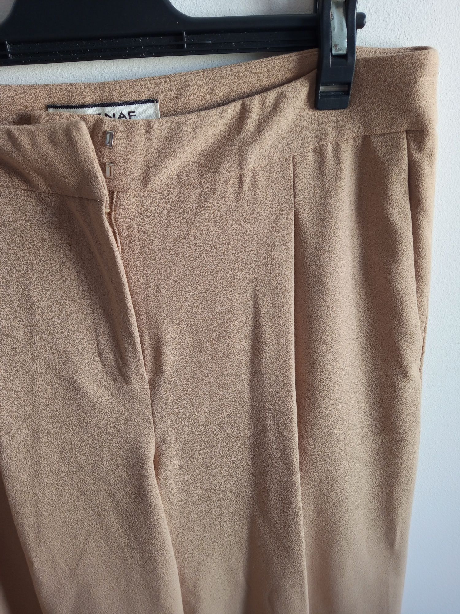 Calça larga beje