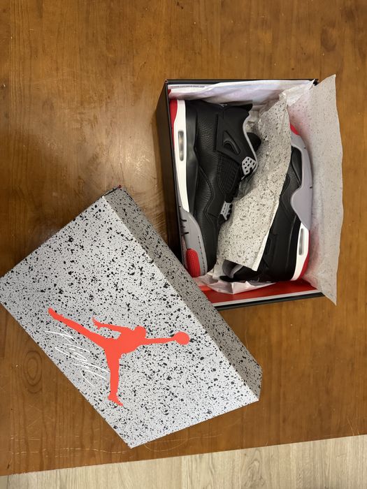 Jordan 4 Retro “Bred”