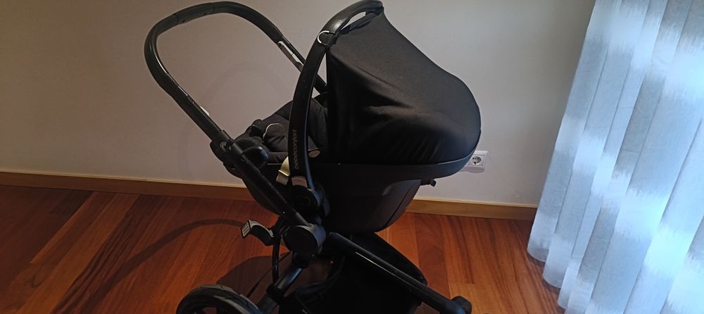 Carro de passeio bebe Quinny