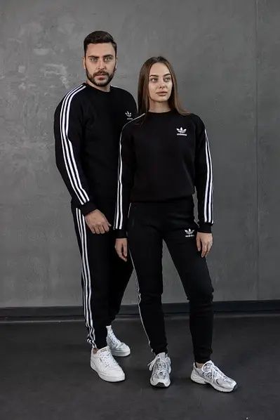 Парний костюм adidas світшот штани чорний червоний унісекс family look