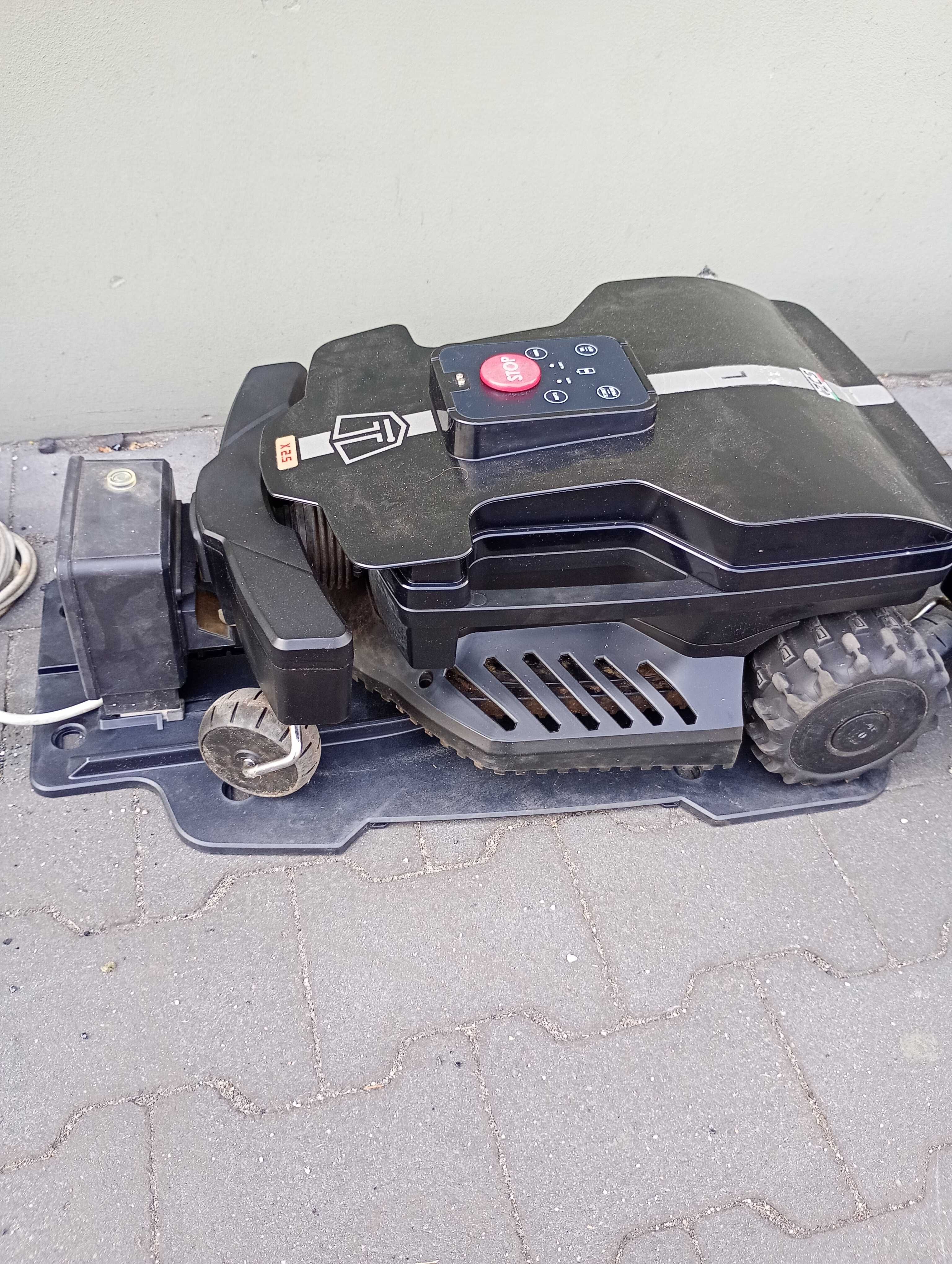 NEXTTECH L X2.9 robot koszący