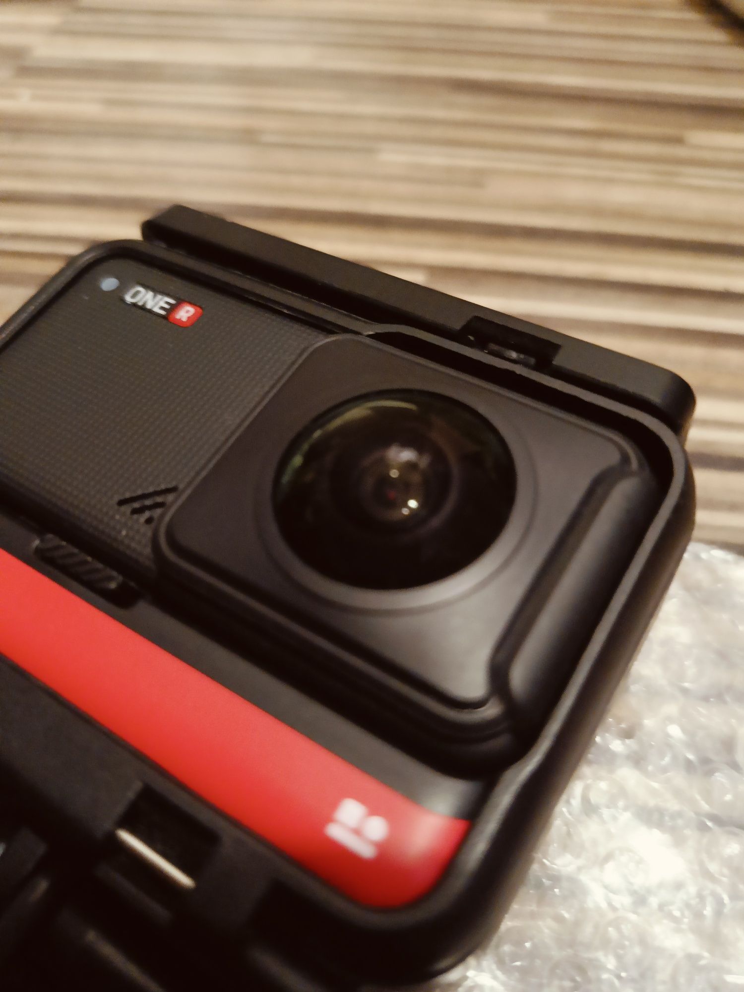 Kamera Insta360 One R z obiektywem 360