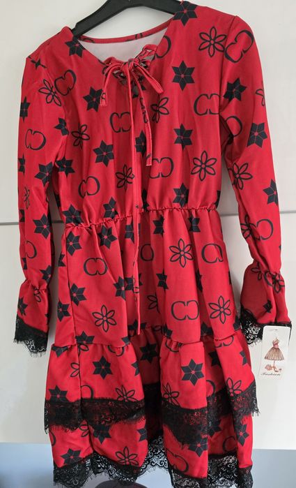 Nowa sukienka Święta czerwono czarna koronka 140 - 146 10 lat